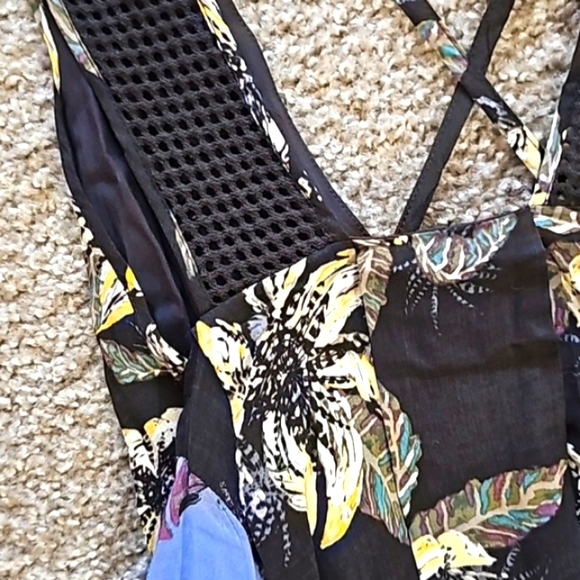 Free People Dress "Thought I Was Dreaming" Black & Blue Floral M - Picture 7 of 9